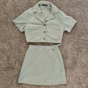 🌾🍂Brandy Melville matching set green plaid🌾🍂